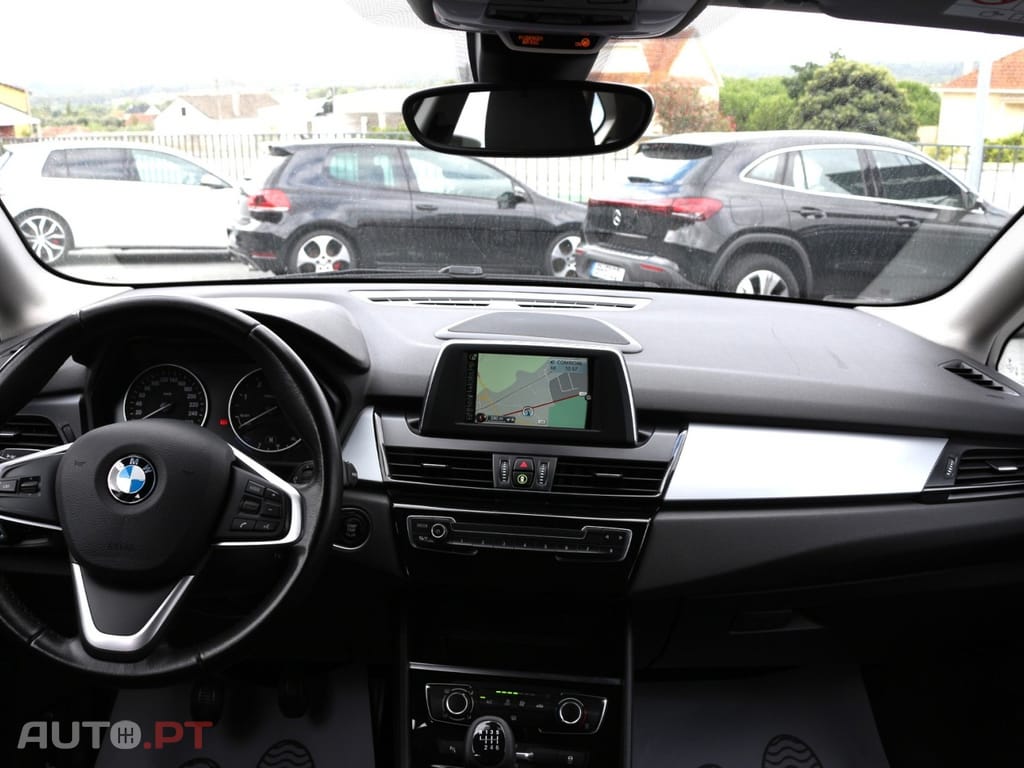 BMW 216 d Advantage