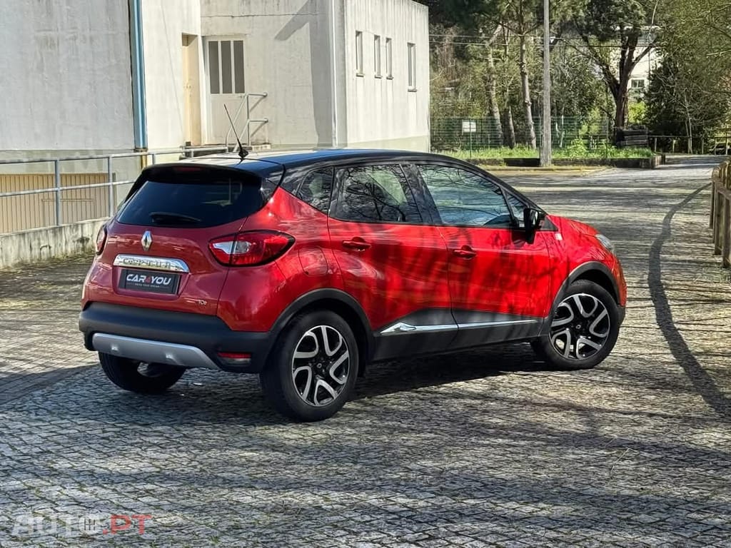 Renault Captur 1.2 TCe Exclusive EDC