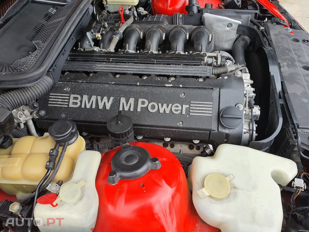 BMW M3 COUPE - 285CV