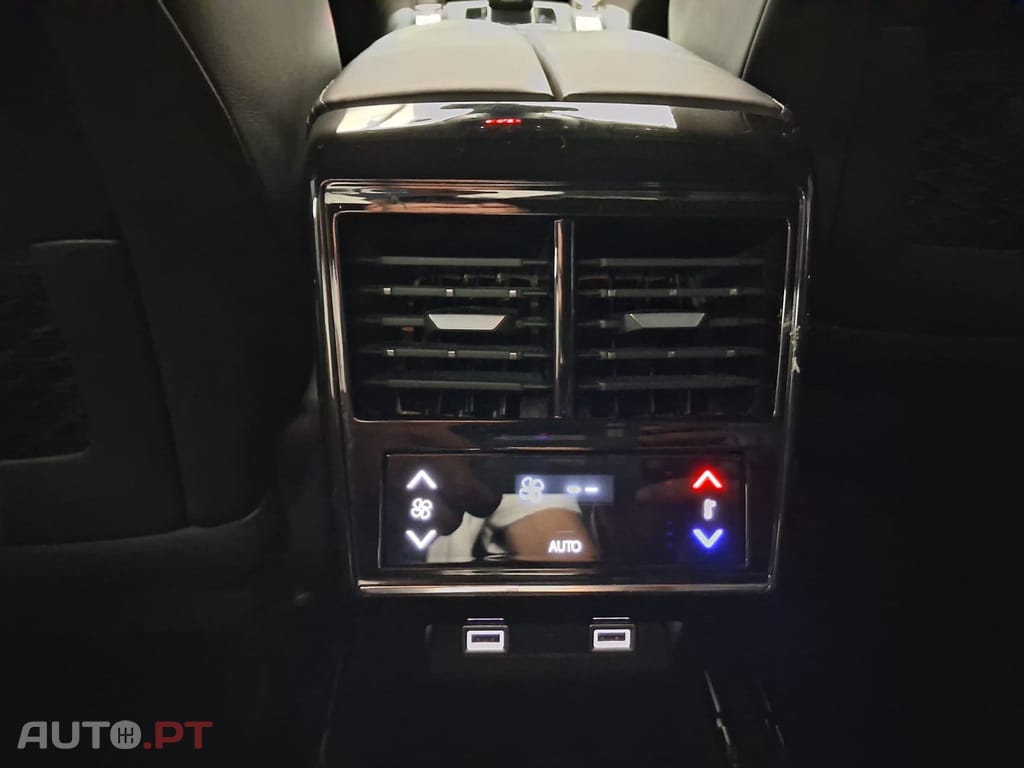 DS DS7 Crossback 2.0 BlueHDi La Première EAT8
