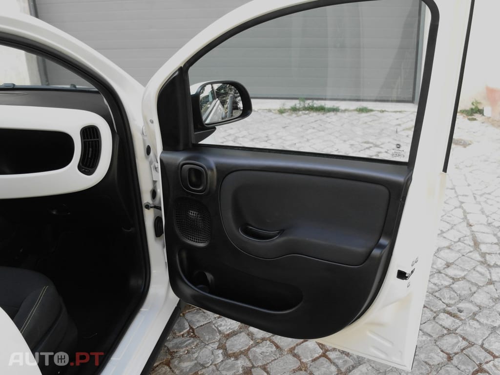 Fiat Panda Pandina 1.0 Hybrid — fotografia 18