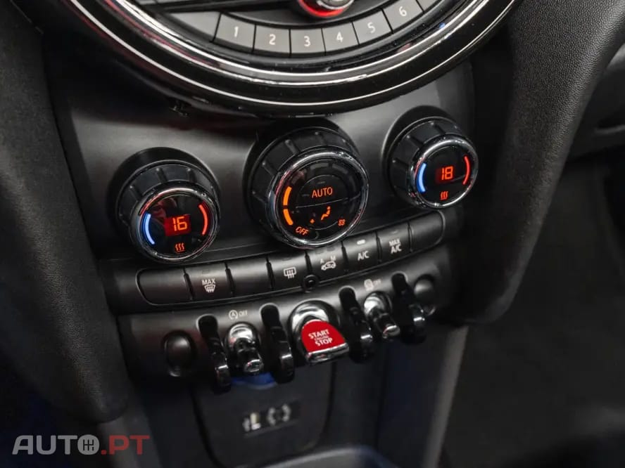 MINI Cooper Cooper D