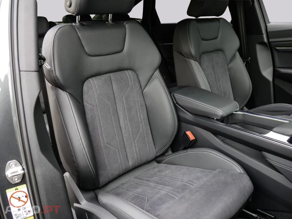 Audi Q8 E-Tron 50 quattro S LINE 