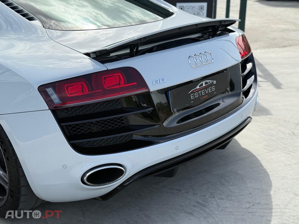 Audi R8 5.2 FSI quattro S tronic