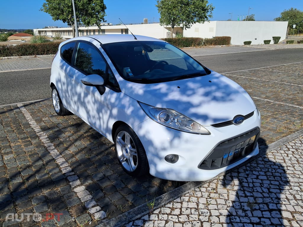 Ford Fiesta Ford Fiesta Comercial 1.6 TDCi Sport 95cv