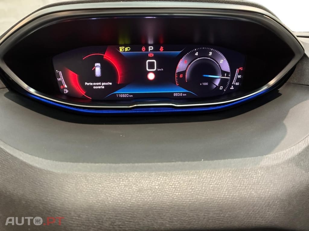 Peugeot 3008 1.5 BlueHDi Allure EAT8