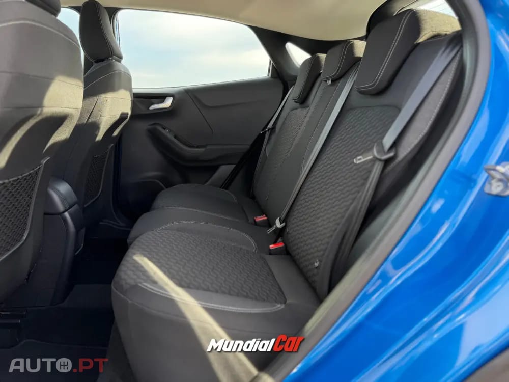 Ford Puma 1.0 EcoBoost MHEV Titanium