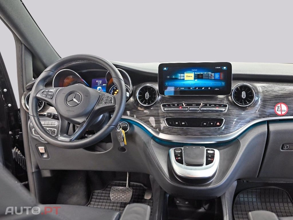 Mercedes-Benz EQV I.V.A DEDUTÍVEL 300 Avantgarde 90kWh lang