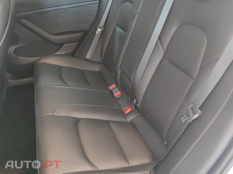 Tesla Model 3 Long Range AWD Dual Motor