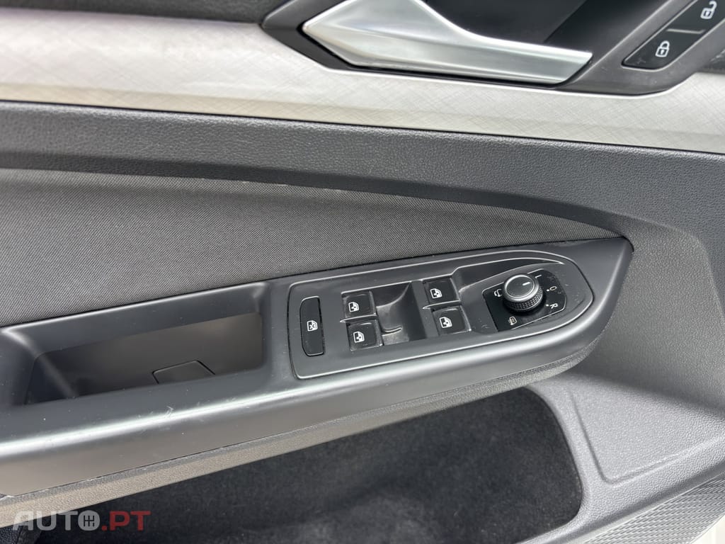 Volkswagen Golf Variant 2.0 TDi