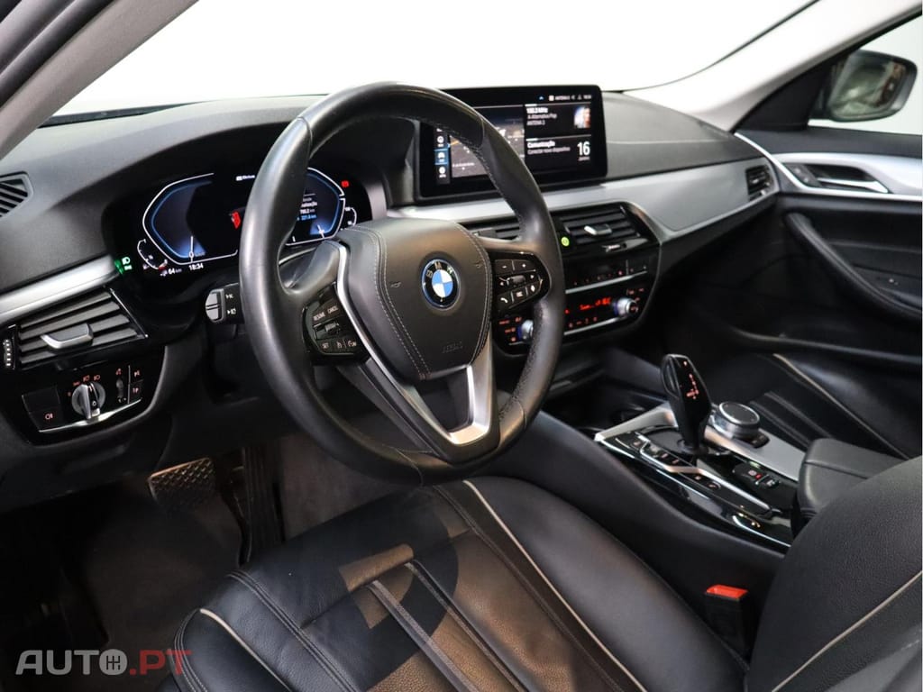 BMW 530 e Auto Line Luxury