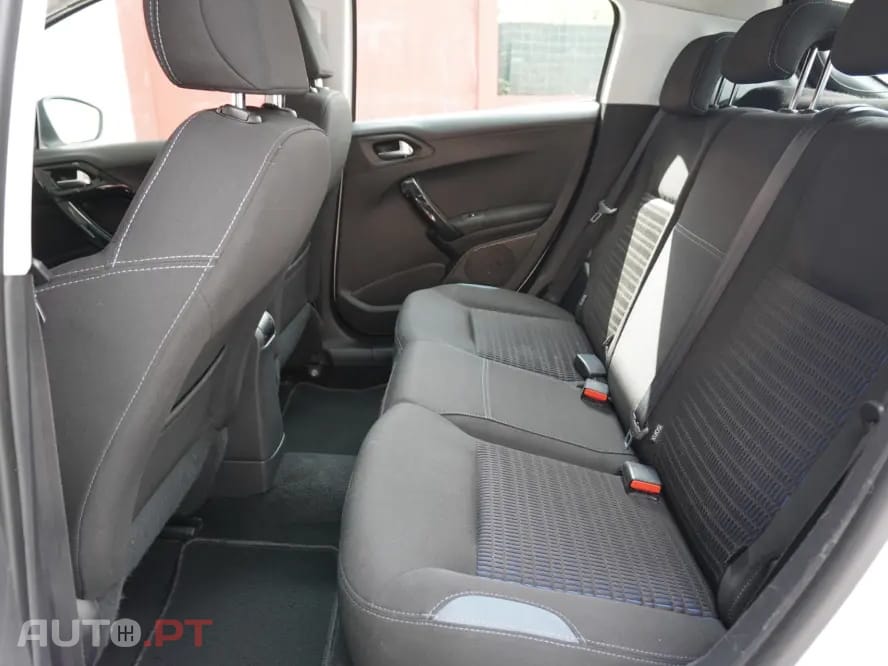 Peugeot 208 1.4 HDi Access