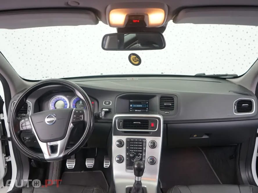 Volvo V60 1.6 D2 R-Design