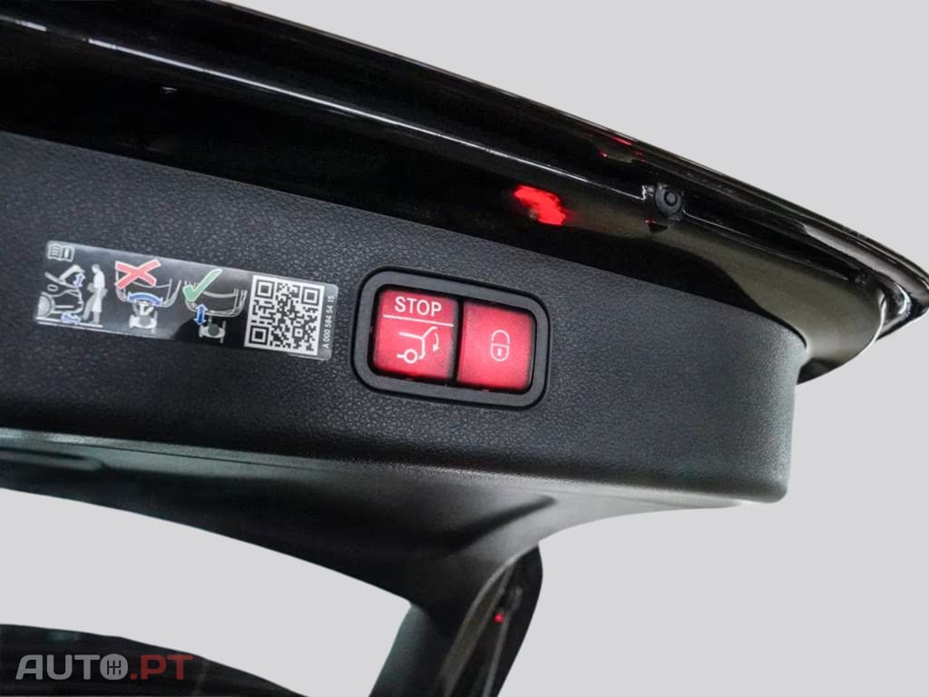 Mercedes-Benz E 300 e T AMG I.V.A DEDUTIVEL 