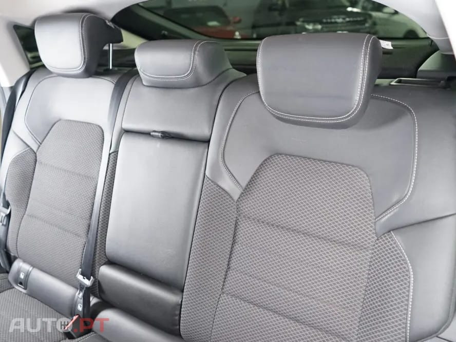 Renault Arkana 1.6 E-Tech Intens