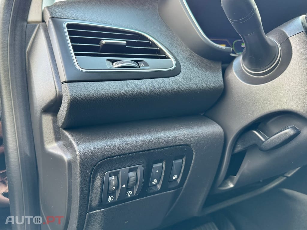 Renault Mégane Sport Tourer 1.6 E-Tech Plug-In Intens