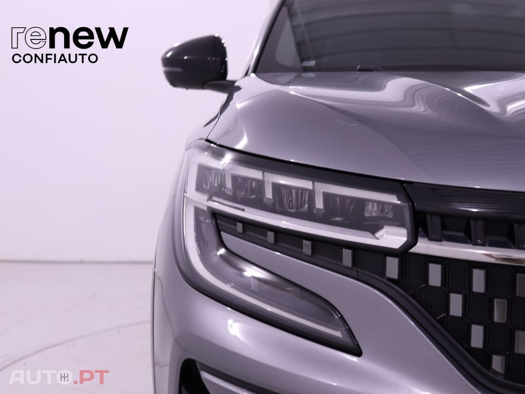 Renault Austral 1.3 Mild Hybrid Iconic Auto