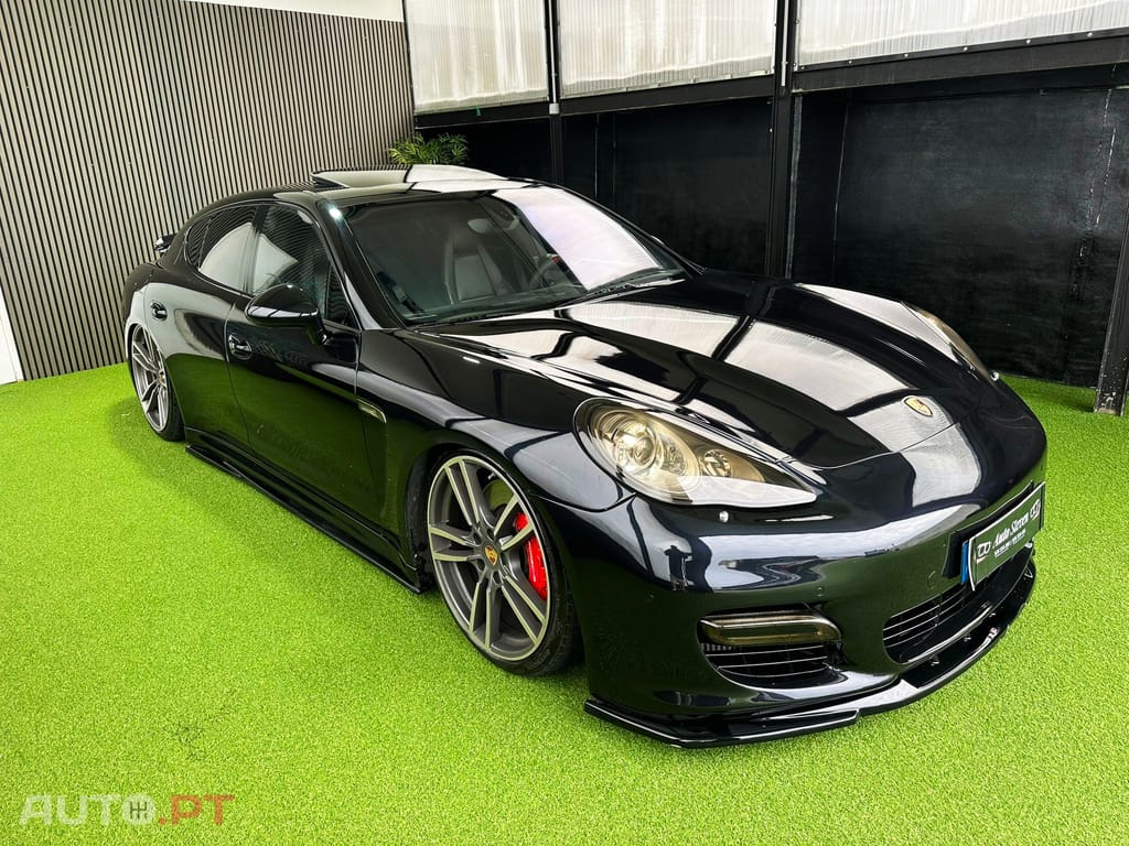 Porsche Panamera Turbo PDK