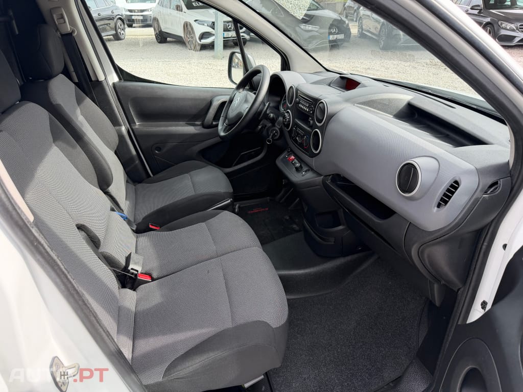 Citroen Berlingo 1.6 BlueHDI 3LUG Automática