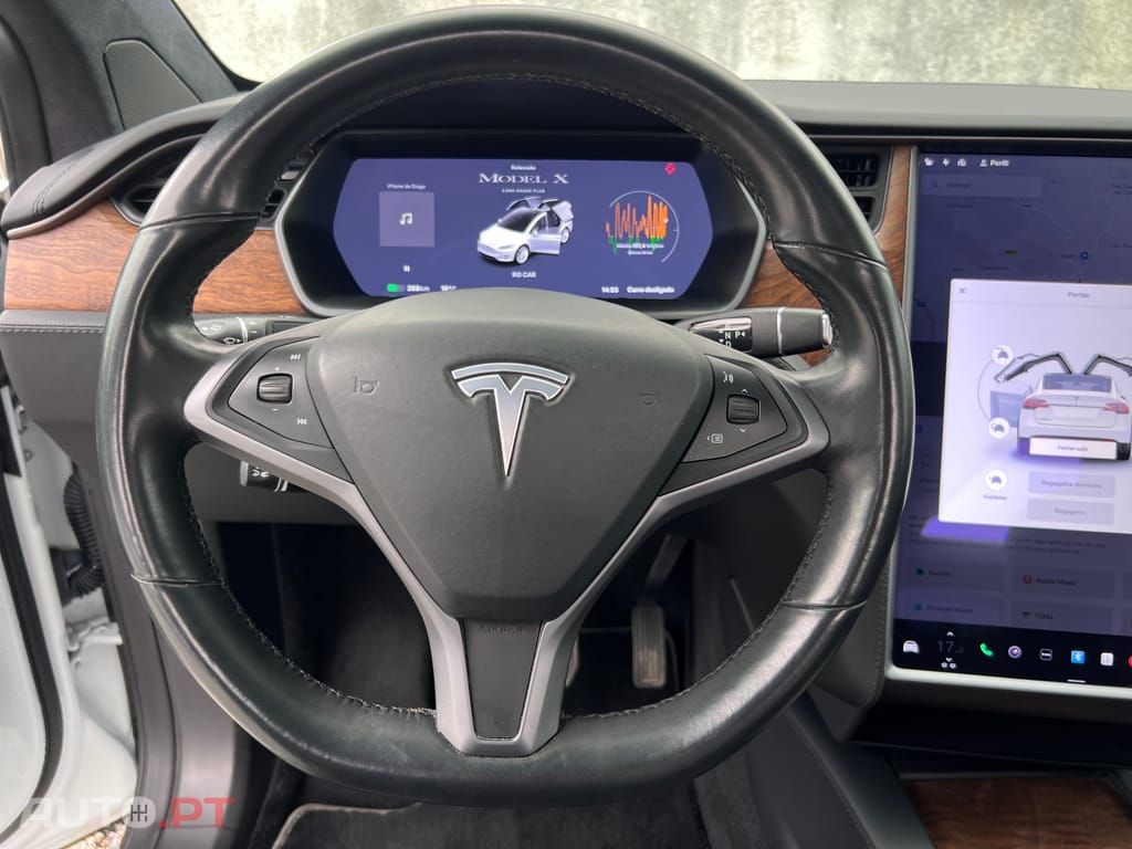 Tesla Model X Long Range Plus