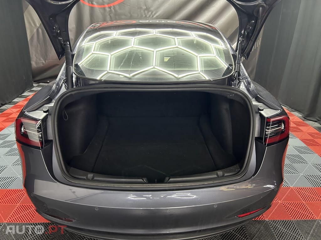 Tesla Model 3 Long Range Dual Motor