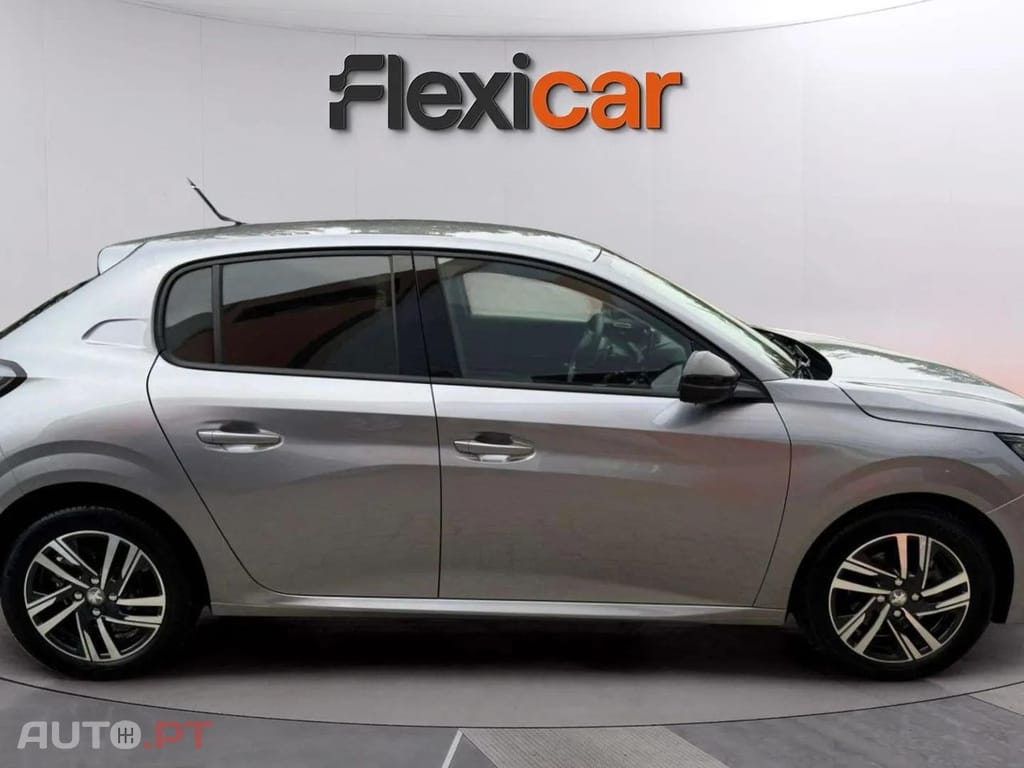 Peugeot 208 1.2 Puretech Allure Pack EAT8