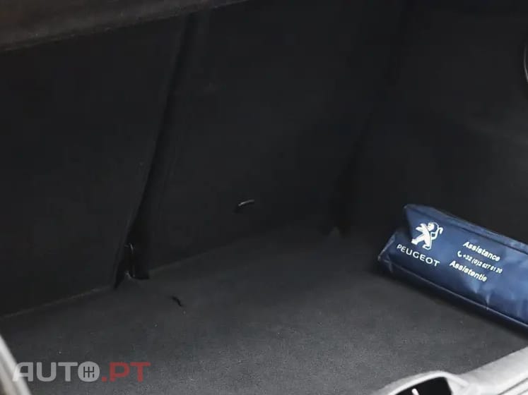 Peugeot 208 1.2 PureTech Style — fotografia 10
