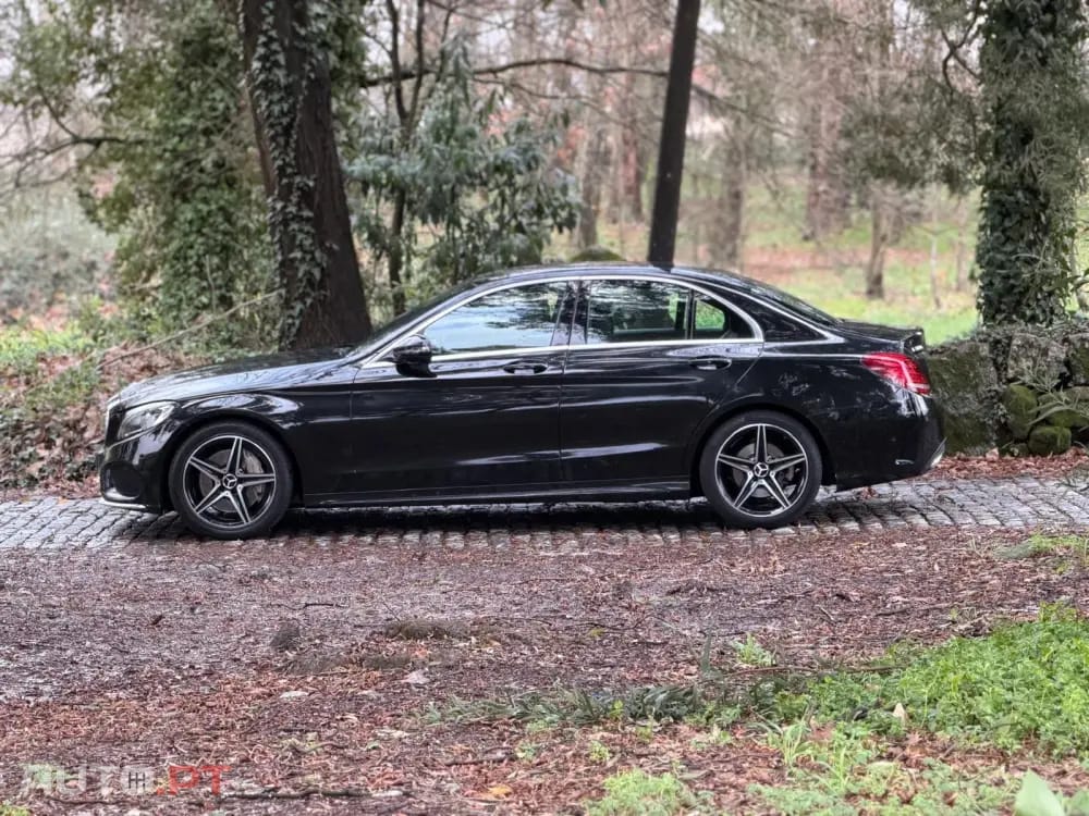 Mercedes-Benz C 300 h AMG Line