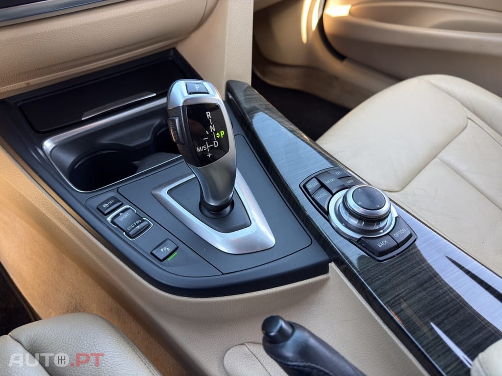 BMW 318 d Auto Line Luxury