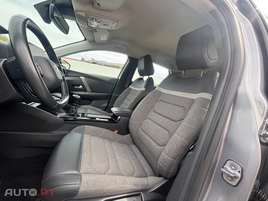 Citroen C4 1.2 PureTech Shine