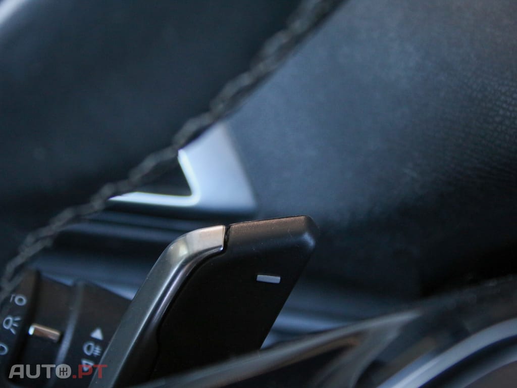 Peugeot 5008 1.2 PureTech Allure EAT8