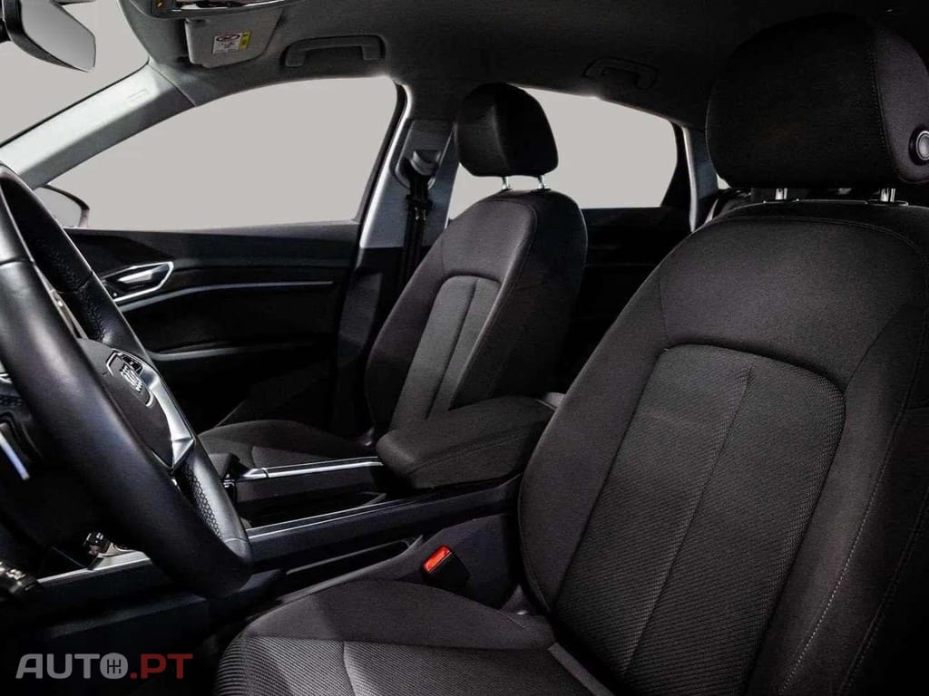 Audi E-Tron I.V.A DEDUTÍVEL 55  ADVANCED