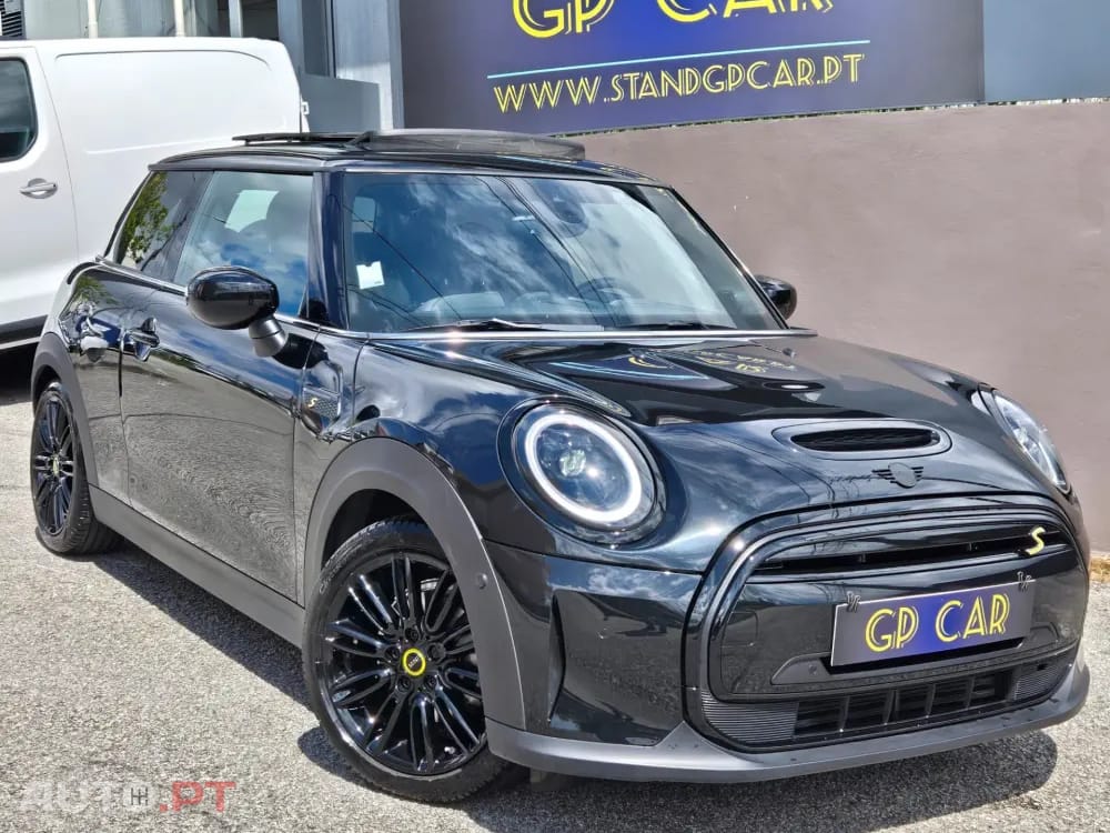 MINI Cooper Cooper SE Premium P. Resolute Edition