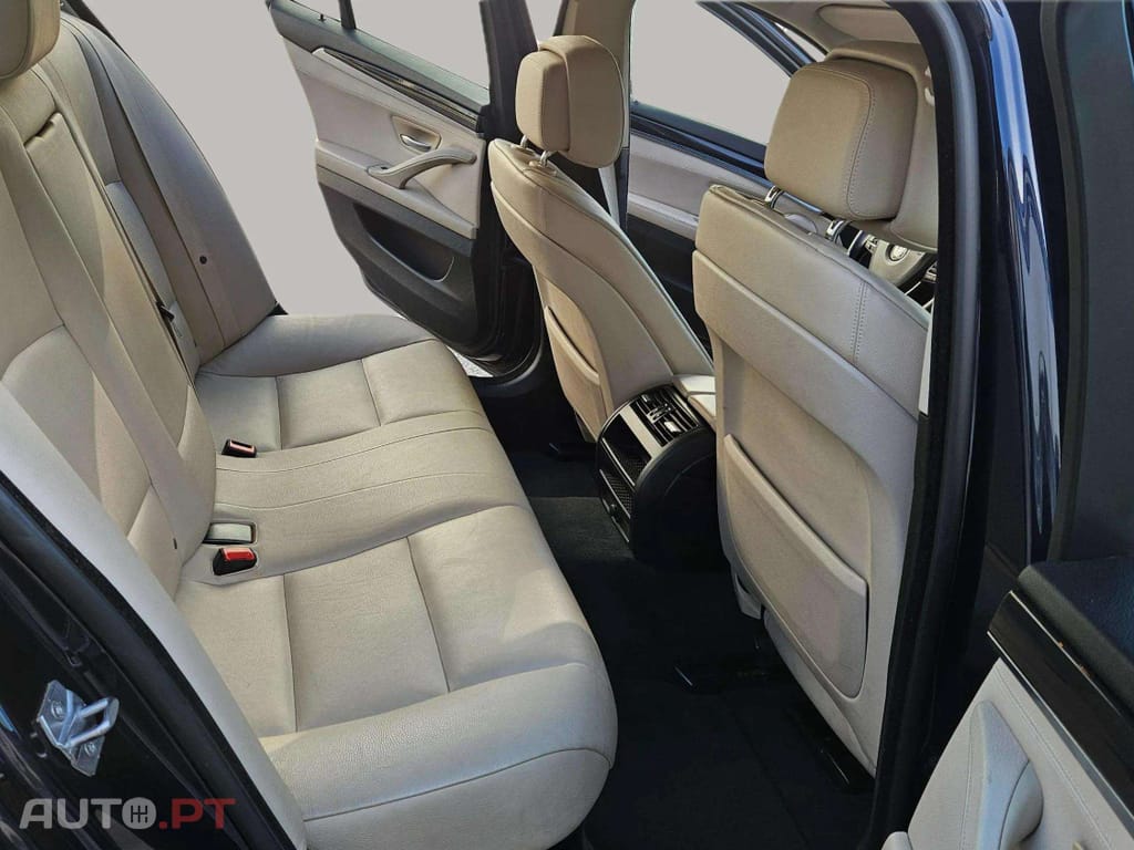 BMW 525 d xDrive Exclusive Auto