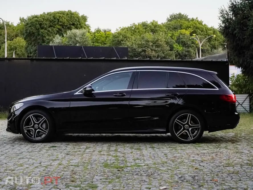 Mercedes-Benz C 300 Outro