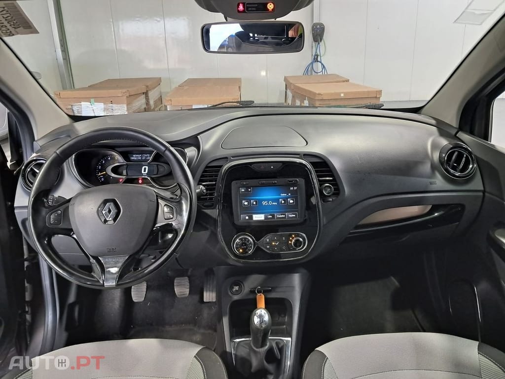 Renault Captur -1