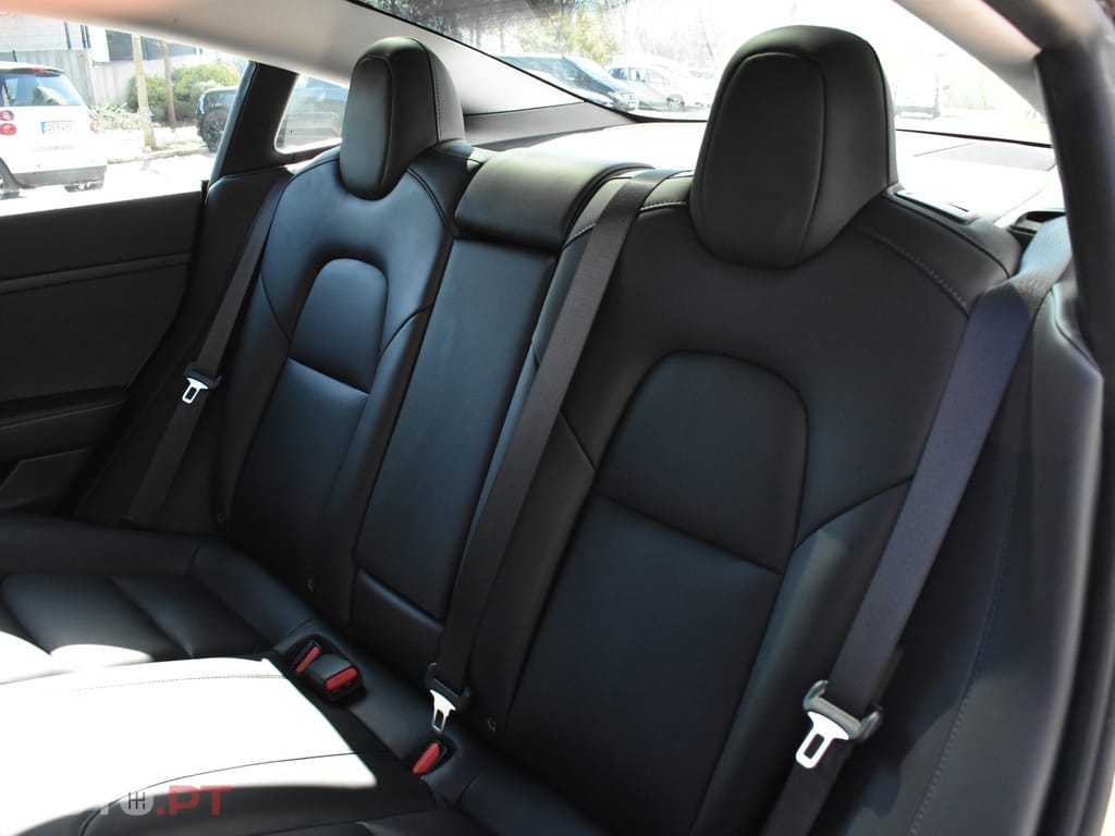 Tesla Model 3 Standard RWD Plus