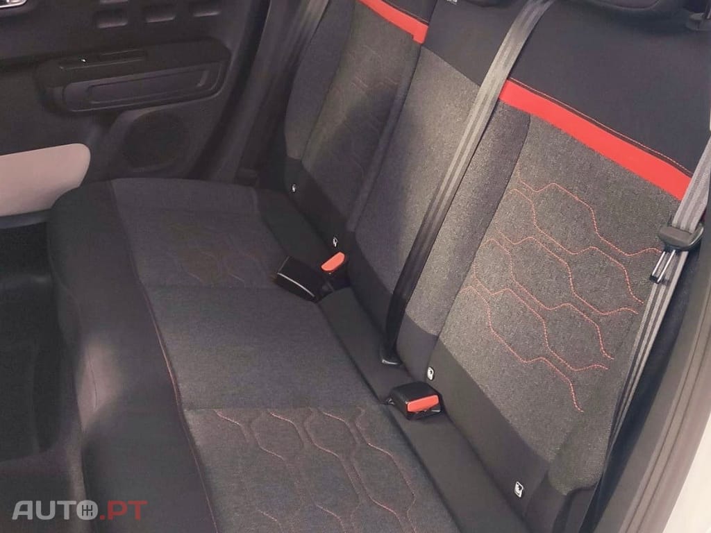 Citroen C3 1.2 PureTech Shine EAT6
