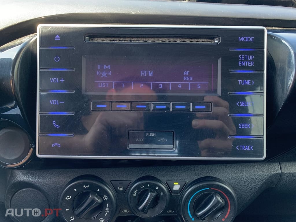 Toyota Hilux 2.4 D-4D 2WD CD