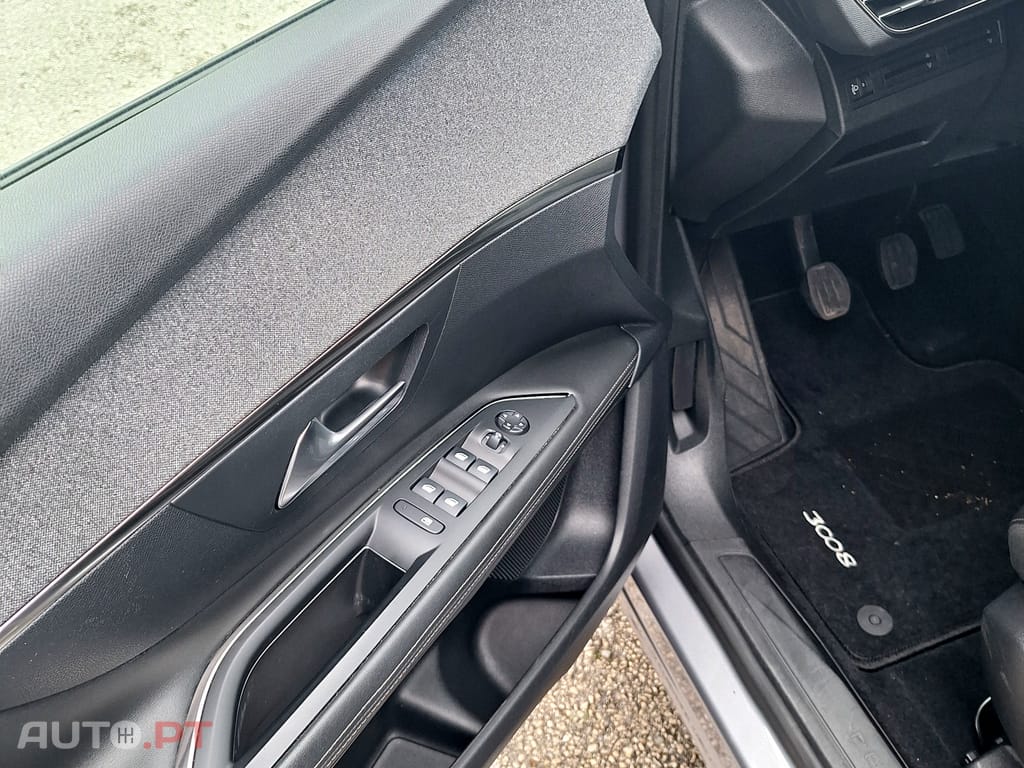 Peugeot 3008 1.5 BlueHDi Allure