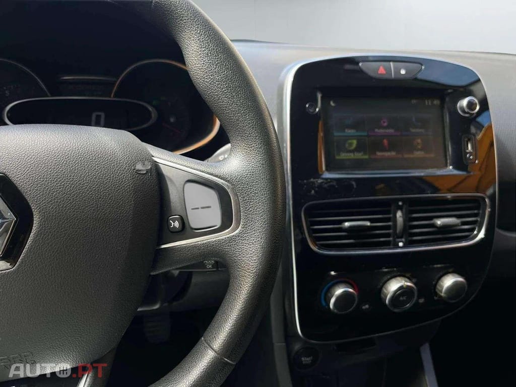 Renault Clio Sport Tourer  0.9 TCe Zen