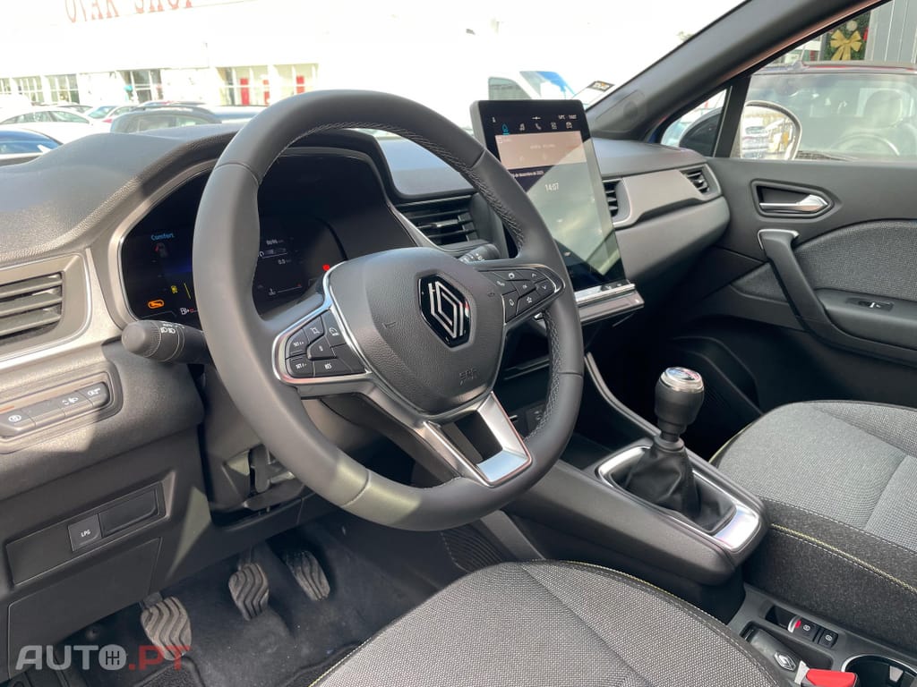 Renault Captur 1.0 TCe Techno Bi-Fuel