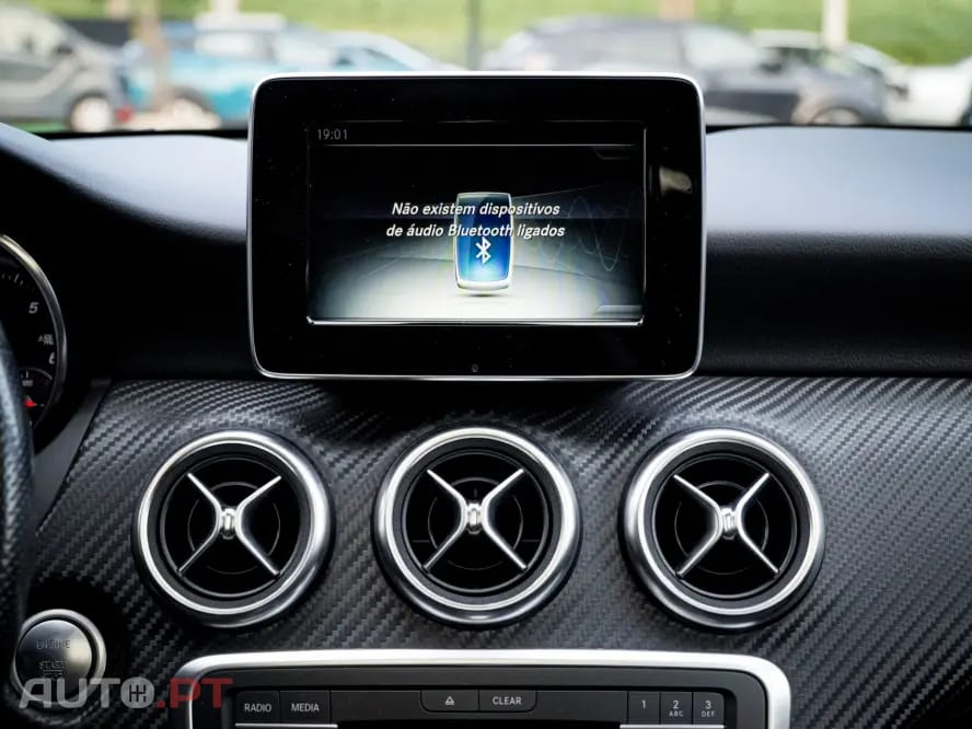 Mercedes-Benz A 180 d AMG Line