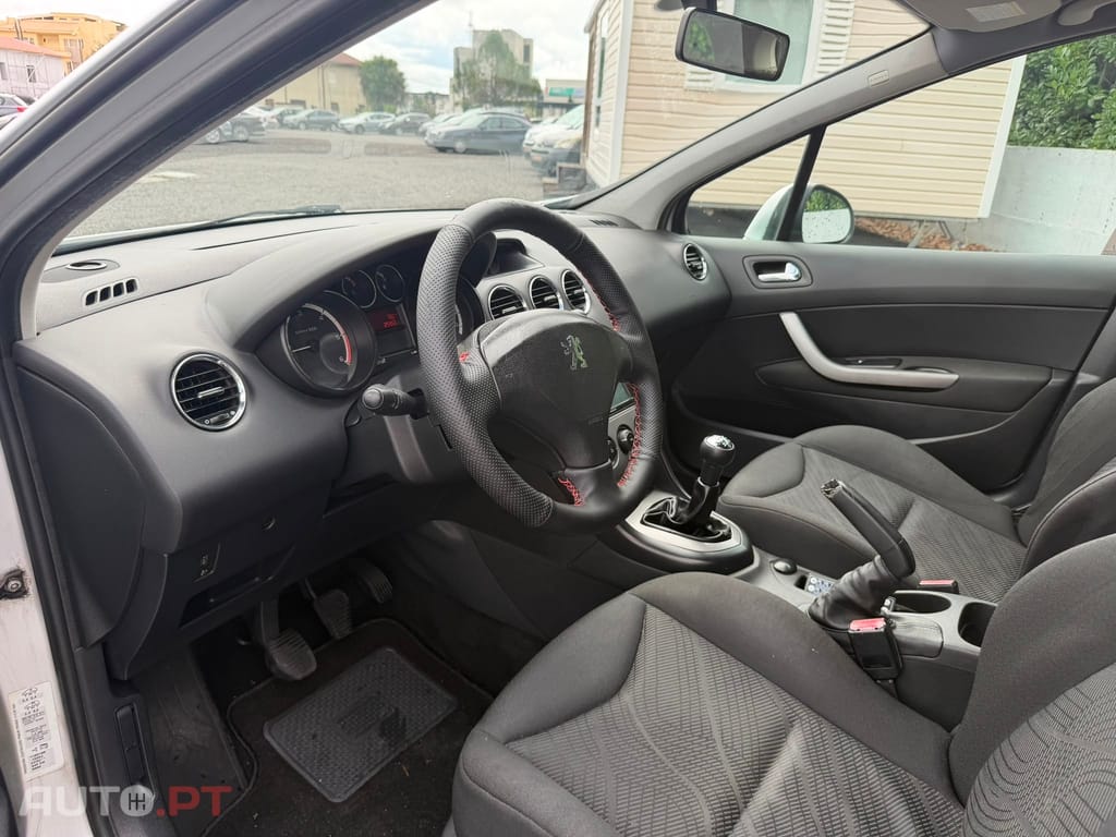 Peugeot 308 1.6 HDi Executive