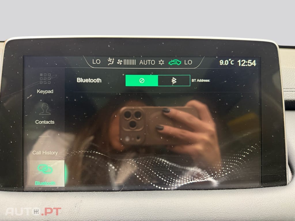 MG EHS PHEV Hybrid Luxury