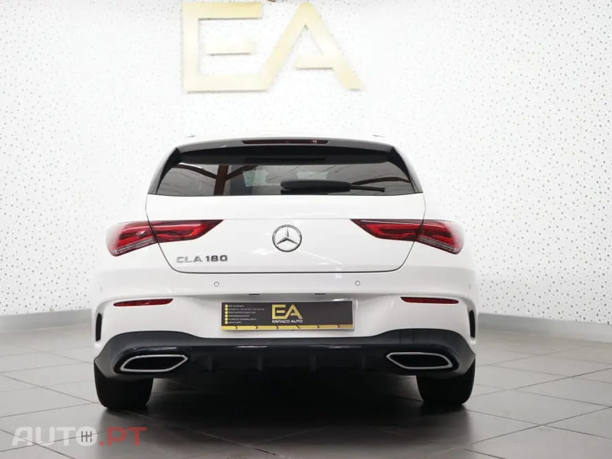 Mercedes-Benz CLA 180 7G-DCT AMG Line