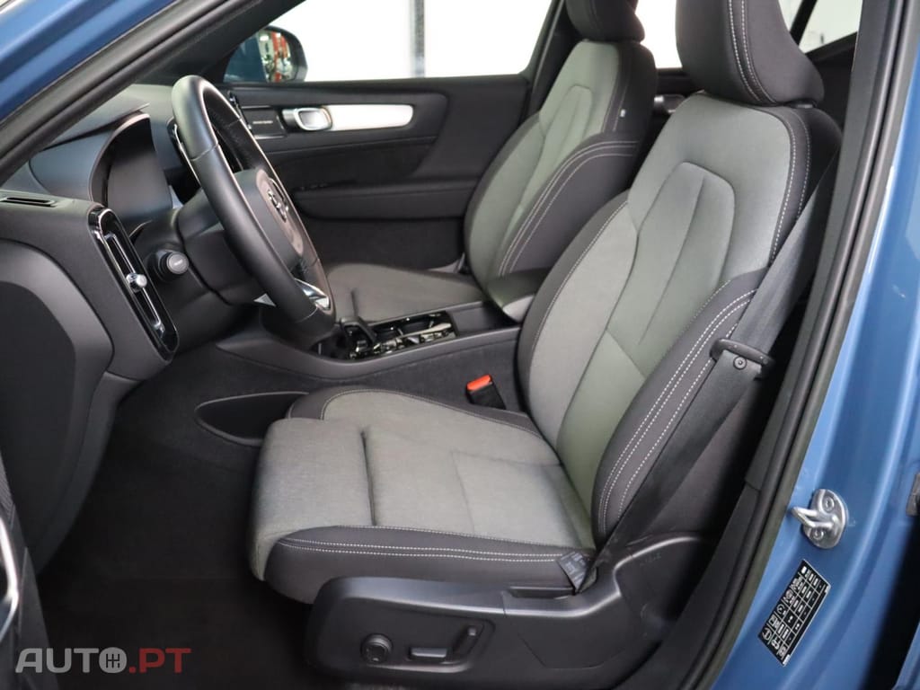 Volvo XC40 1.5 T5 Plus Bright PG HYBRID