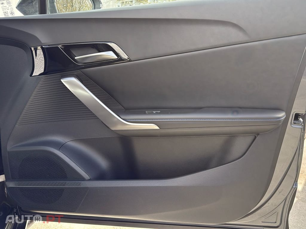 MG MG4 51 kWh Standard