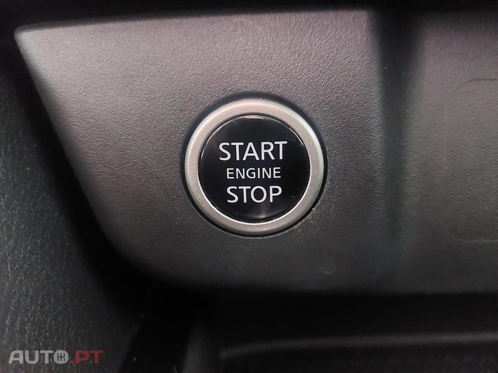 Nissan Qashqai 1.3 DIG-T N-Connecta 