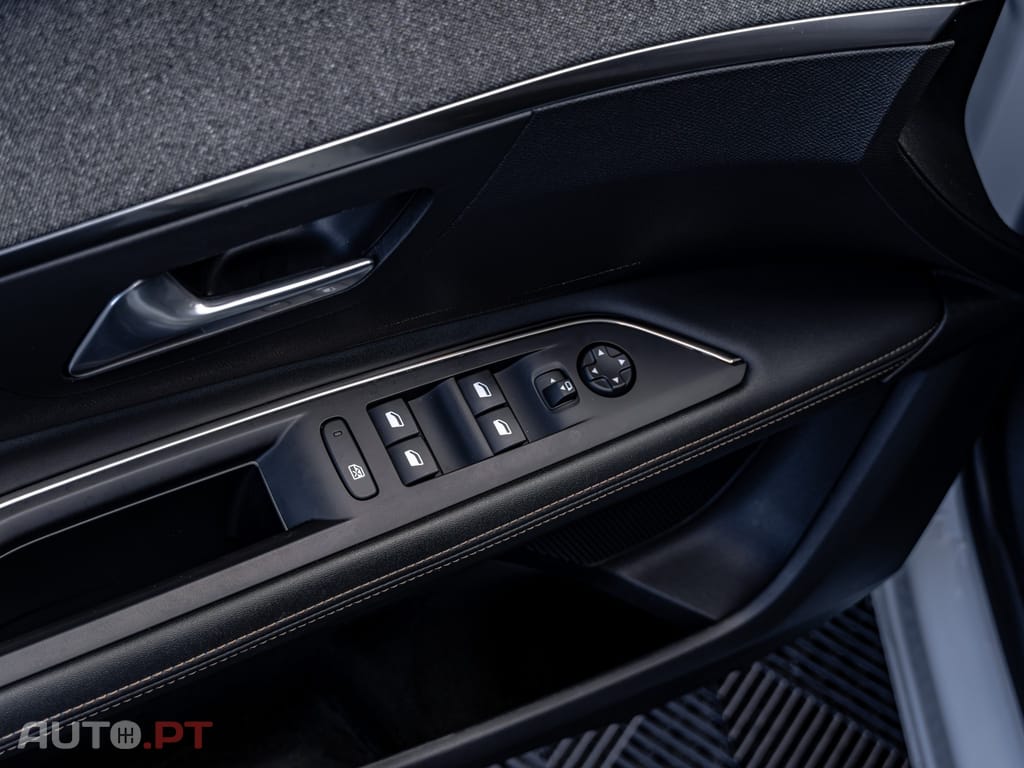 Peugeot 3008 1.5 BlueHDi GT Line EAT8